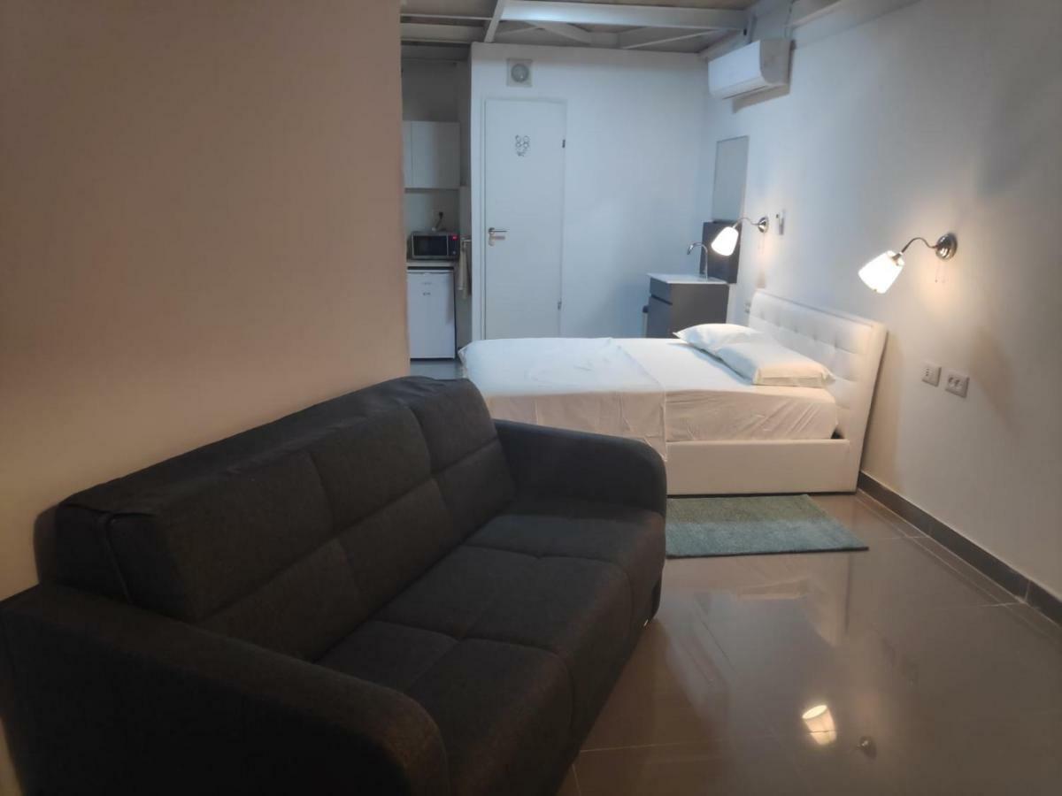 Agas Holiday Apartments - Gai Boutique Tiberiade Esterno foto